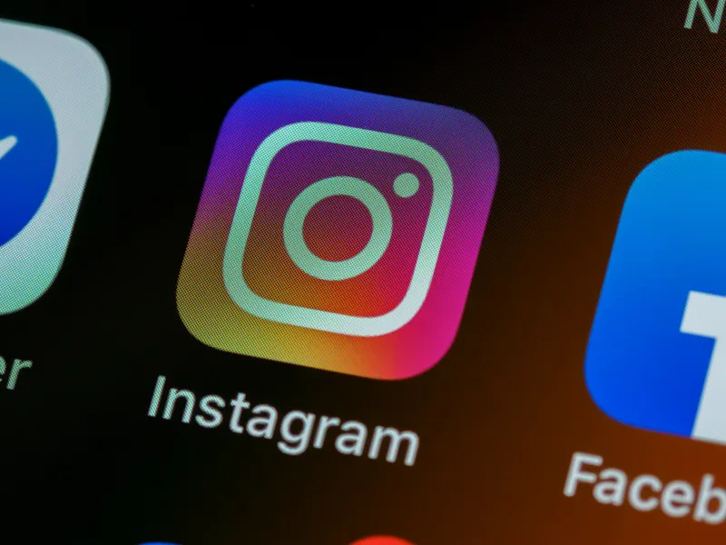 Telefonda Instagram üzerinden randevu
